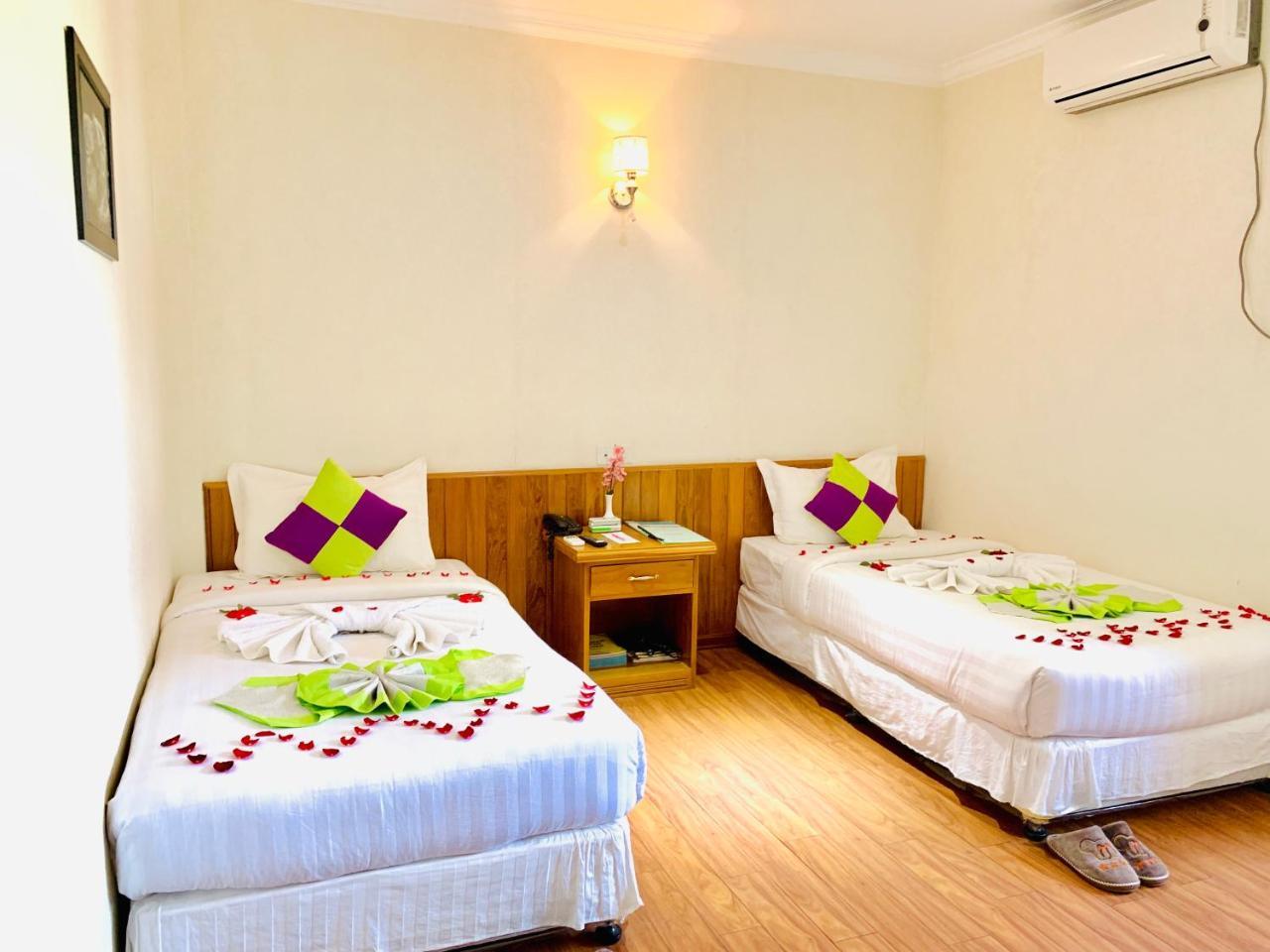 Hotel Rich Pyin Oo Lwin Exterior foto